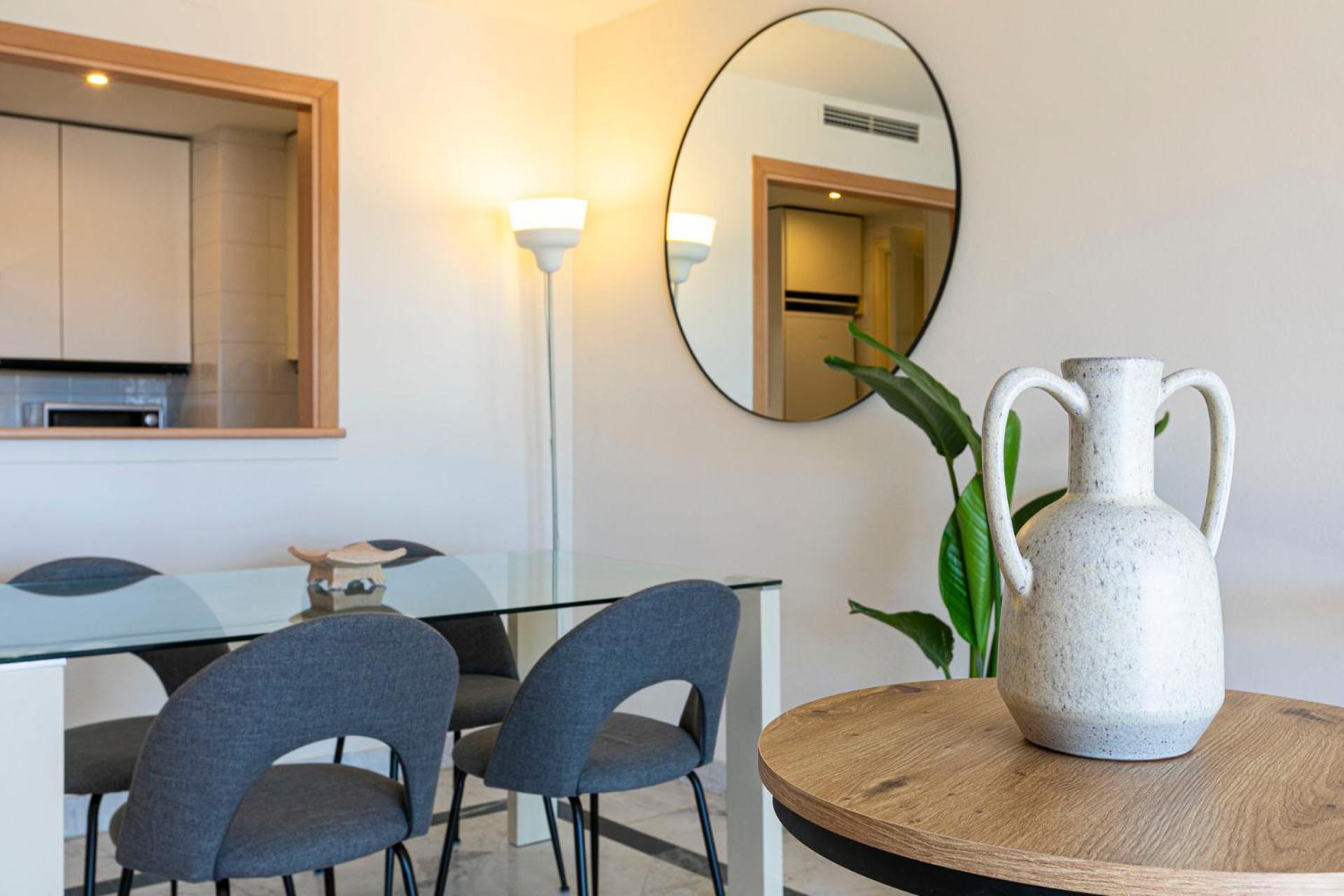 Puerto Banus, Marina Banus, 2br, 2bth, Seaviews And Parking Apartemen